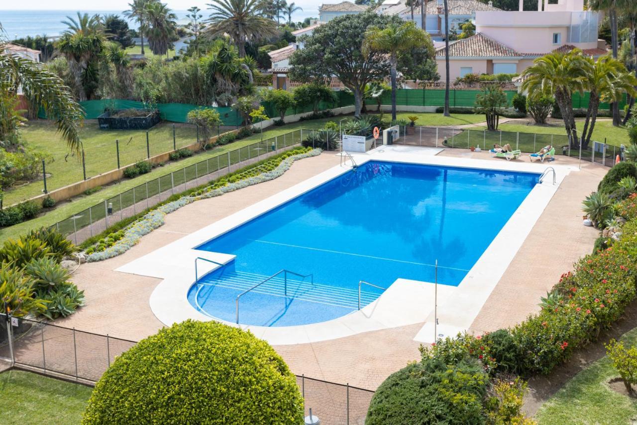 Homeforguest Front Line Beach Apartment In Hacienda Playa Марбелья Экстерьер фото