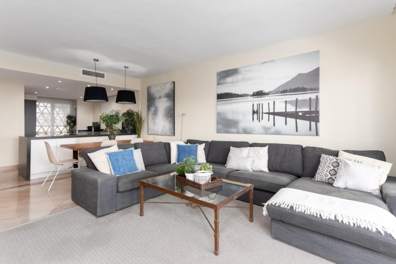 Homeforguest Front Line Beach Apartment In Hacienda Playa Марбелья Экстерьер фото